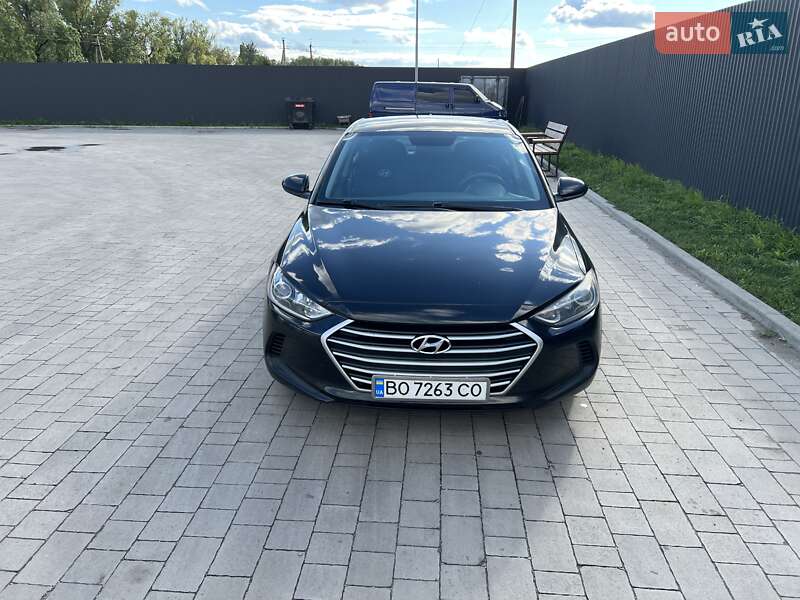Седан Hyundai Elantra 2016 в Тернополе