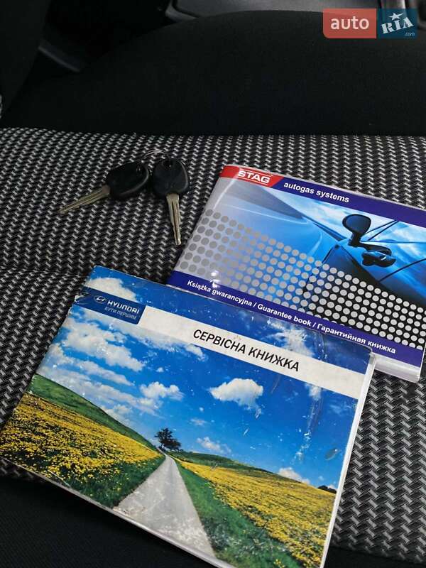 Седан Hyundai Elantra 2011 в Павлограде