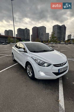 Седан Hyundai Elantra 2011 в 