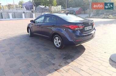 Седан Hyundai Elantra 2013 в 