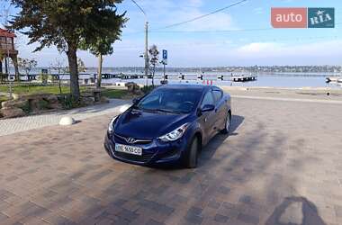 Седан Hyundai Elantra 2013 в 