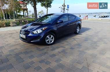Седан Hyundai Elantra 2013 в 