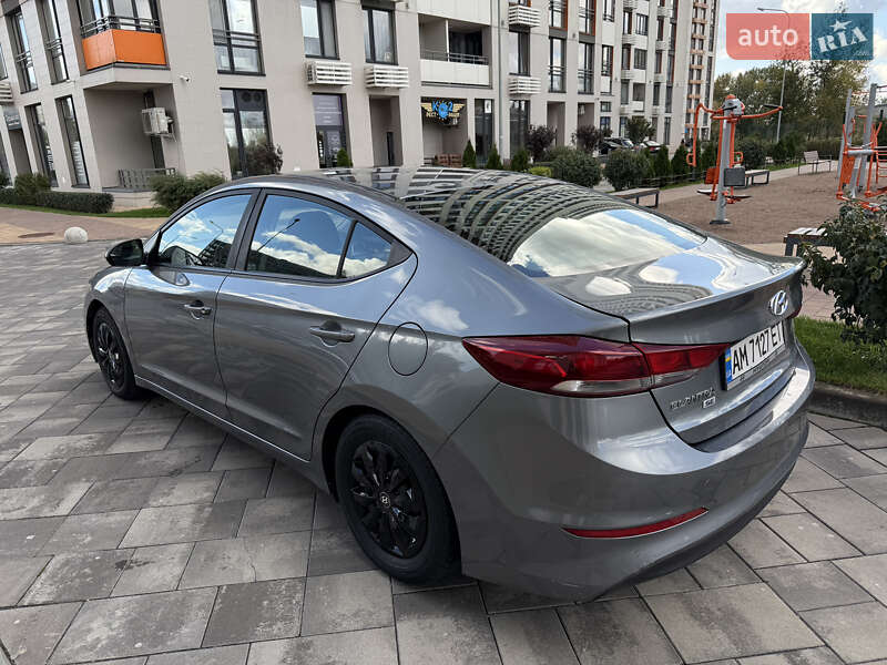 Седан Hyundai Elantra 2018 в Києві фото 4 Седан Hyundai Elantra 2018 в Києві