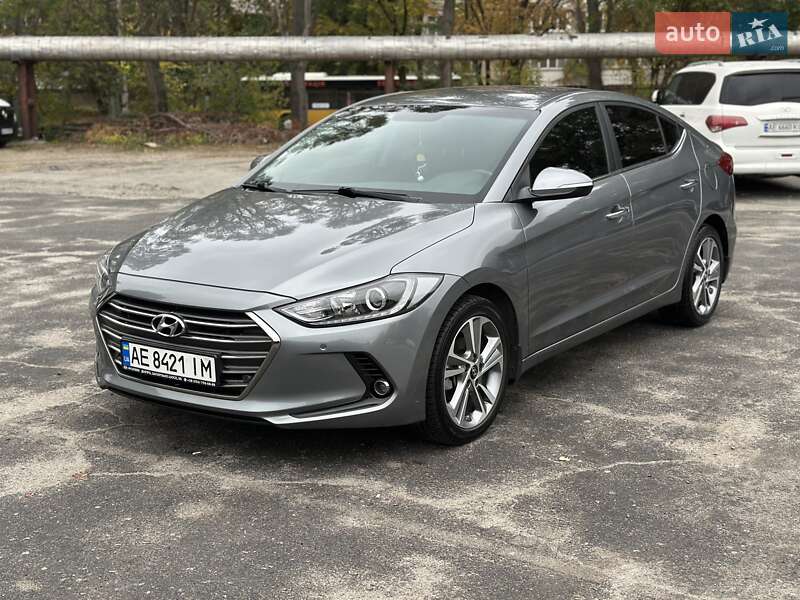 Hyundai Elantra 2017
