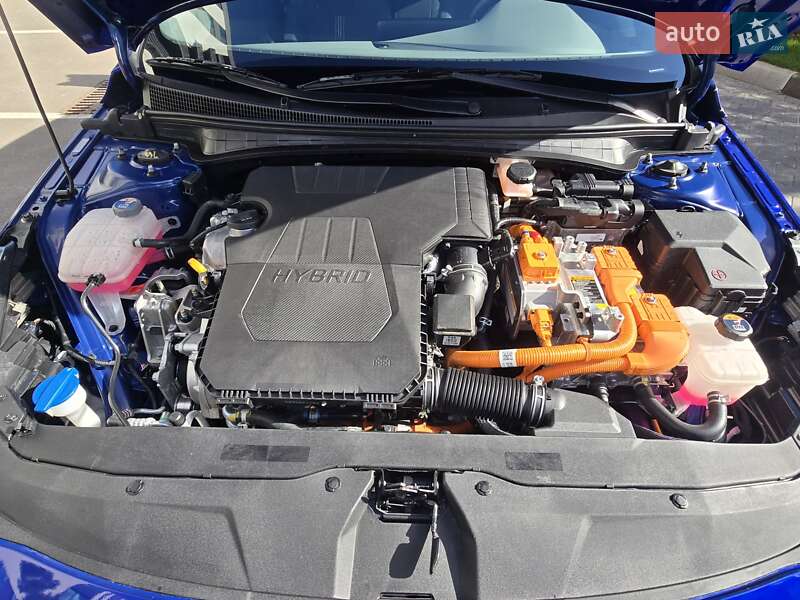 Седан Hyundai Elantra 2023 в Киеве