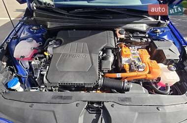 Седан Hyundai Elantra 2023 в 