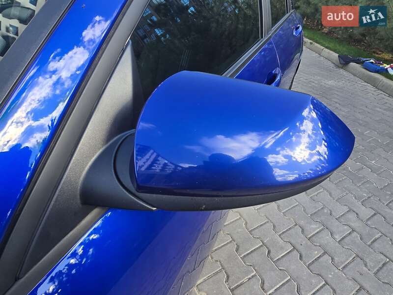 Седан Hyundai Elantra 2023 в Киеве