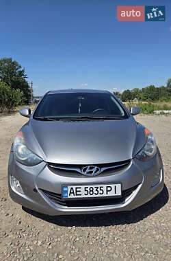 Седан Hyundai Elantra 2013 в 