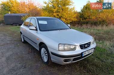 Седан Hyundai Elantra 2002 в  фото 6 Седан Hyundai Elantra 2002 в
