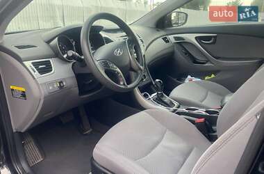 Седан Hyundai Elantra 2014 в 