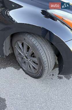 Седан Hyundai Elantra 2014 в 