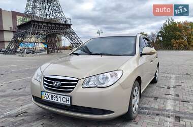 Седан Hyundai Elantra 2010 в Харкові