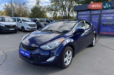 Седан Hyundai Elantra 2013 в Днепре