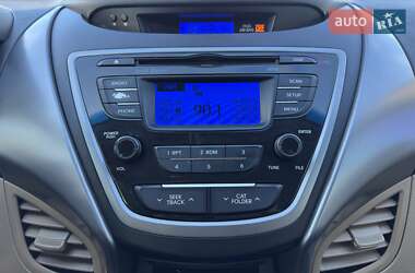 Седан Hyundai Elantra 2013 в 