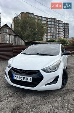Седан Hyundai Elantra 2015 в Запорожье