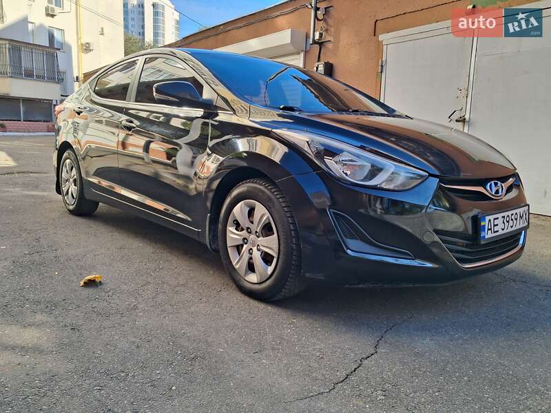 Седан Hyundai Elantra 2014 в Одессе