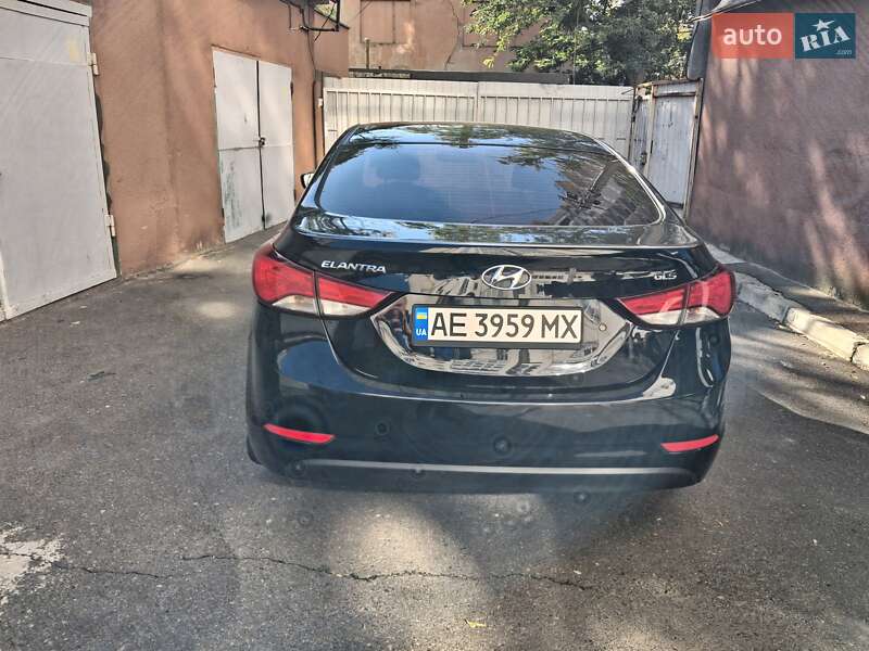 Седан Hyundai Elantra 2014 в Одессе
