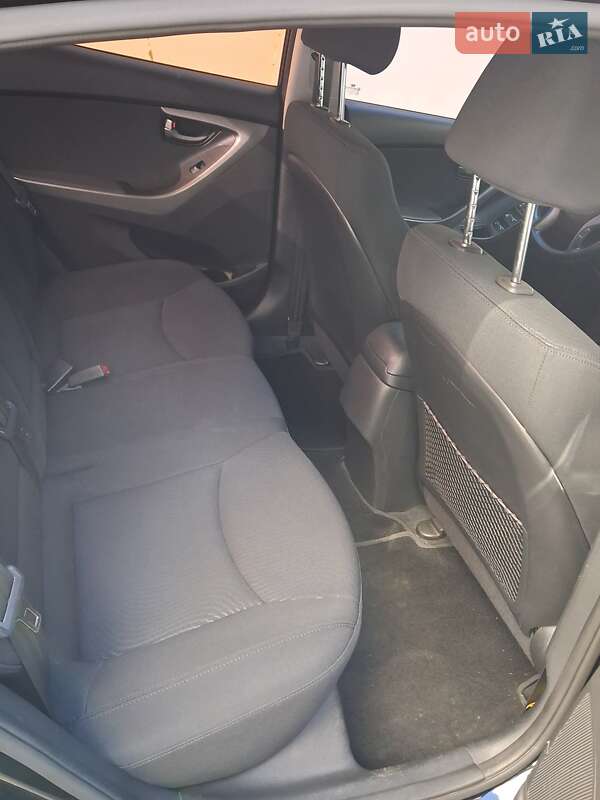Седан Hyundai Elantra 2014 в Одессе