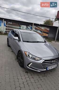 Седан Hyundai Elantra 2016 в 