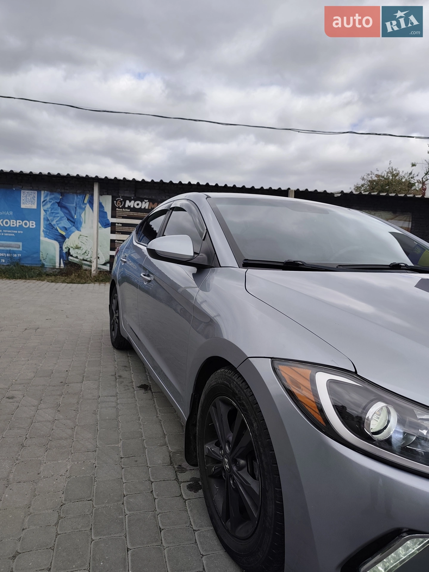 2016 Hyundai Elantra - мініатюра 18
