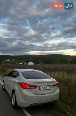 Седан Hyundai Elantra 2012 в 
