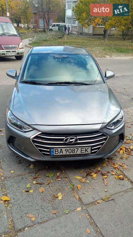 Hyundai Elantra 2018