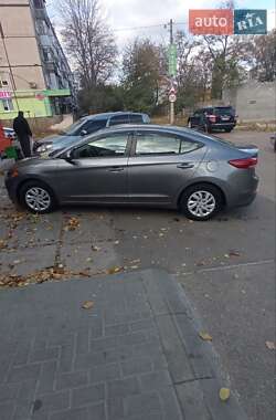 Седан Hyundai Elantra 2018 в 