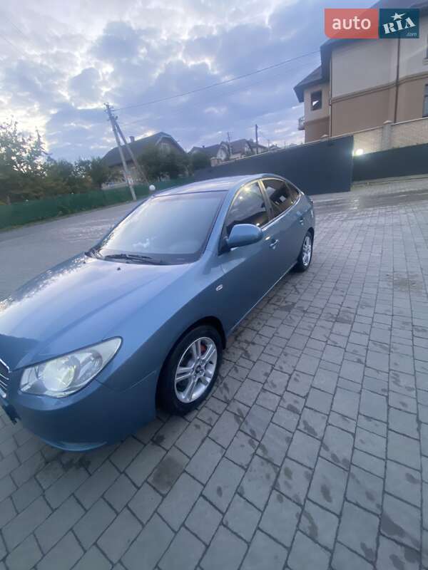Седан Hyundai Elantra 2007 в Ивано-Франковске