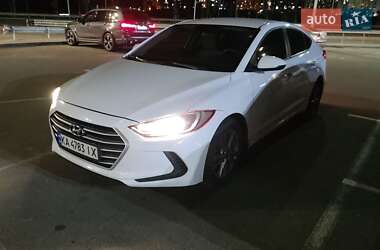 Седан Hyundai Elantra 2017 в Києві