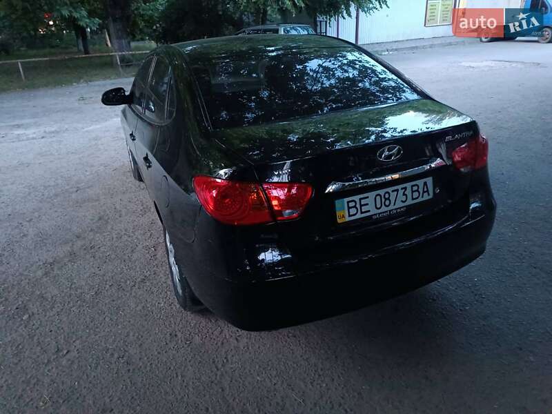 Седан Hyundai Elantra 2011 в Одессе