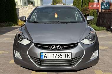 Седан Hyundai Elantra 2012 в 