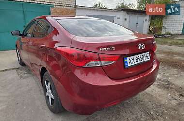 Седан Hyundai Elantra 2011 в 