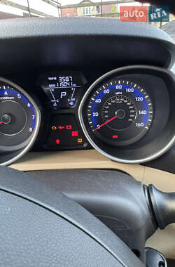 Седан Hyundai Elantra 2012 в 