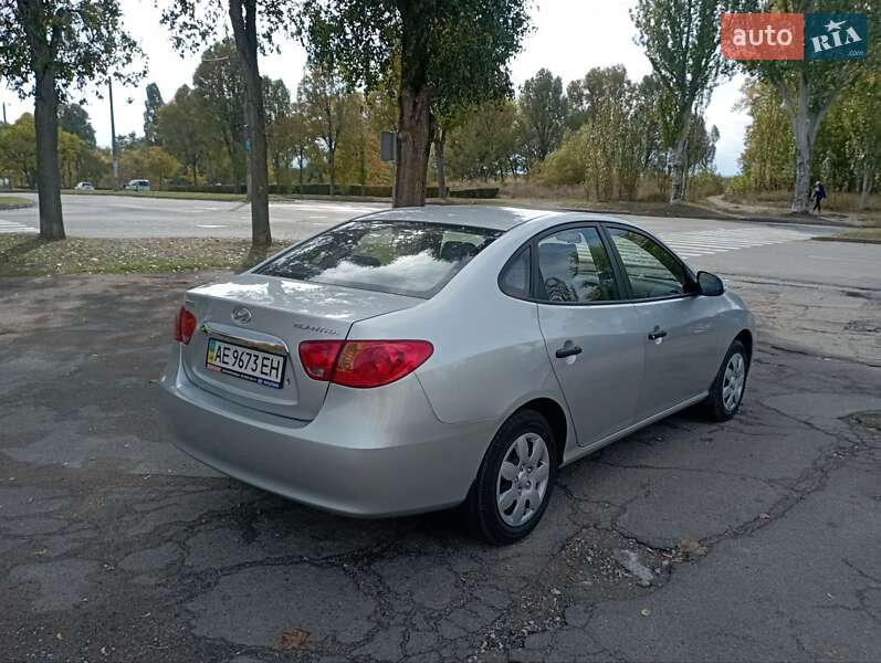 Седан Hyundai Elantra 2010 в Кам'янському фото 9 Седан Hyundai Elantra 2010 в Кам'янському