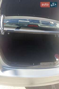 Седан Hyundai Elantra 2010 в 