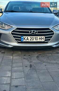 Седан Hyundai Elantra 2016 в 