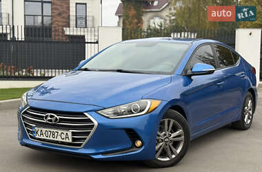 Седан Hyundai Elantra 2016 в 
