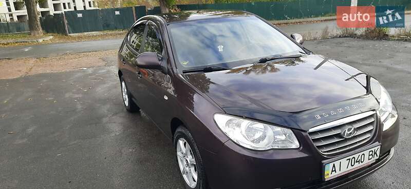 Седан Hyundai Elantra 2008 в Василькове