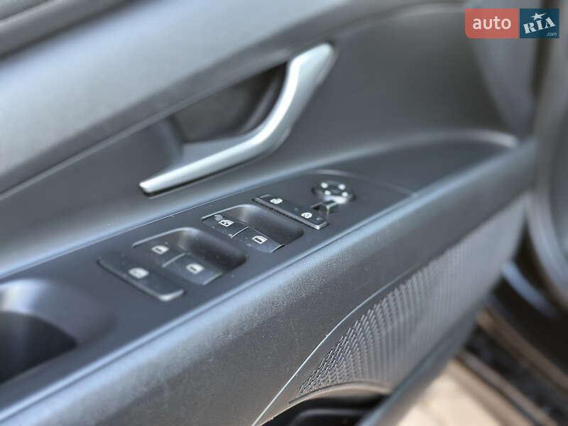 Седан Hyundai Elantra 2023 в Львове фото 29 Седан Hyundai Elantra 2023 в Львове