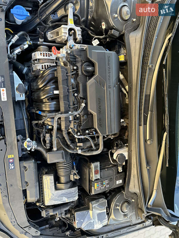 Седан Hyundai Elantra 2023 в Львове фото 70 Седан Hyundai Elantra 2023 в Львове