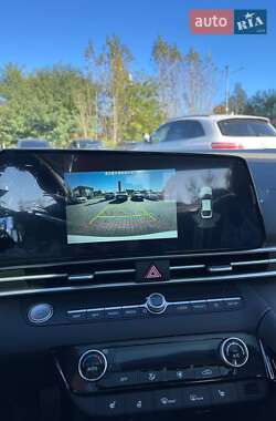 Седан Hyundai Elantra 2025 в 