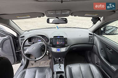 Седан Hyundai Elantra 2008 в  фото 11 Седан Hyundai Elantra 2008 в
