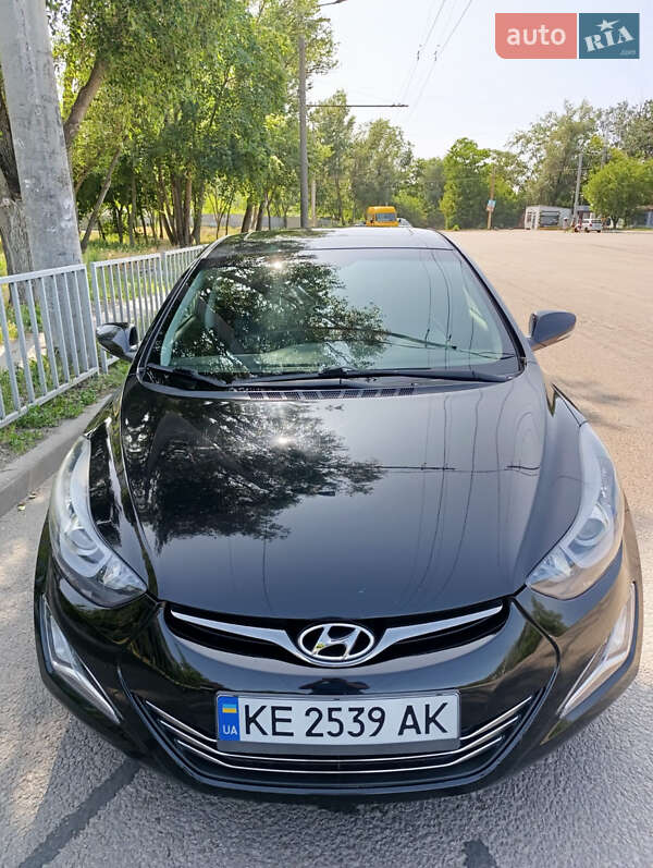 Седан Hyundai Elantra 2014 в Дніпрі