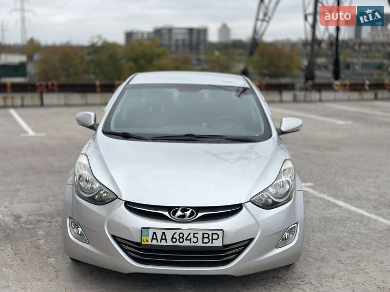 Седан Hyundai Elantra 2012 в Києві фото 21 Седан Hyundai Elantra 2012 в Києві