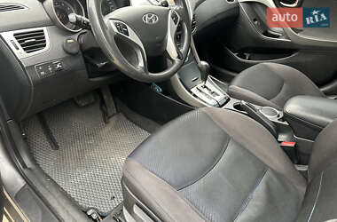 Седан Hyundai Elantra 2011 в 