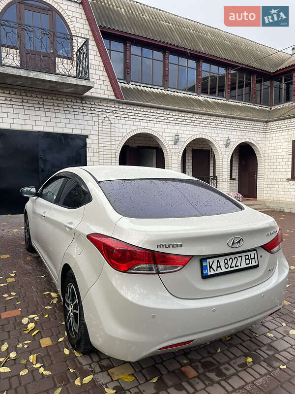 Седан Hyundai Elantra 2013 в Голованевске фото 8 Седан Hyundai Elantra 2013 в Голованевске