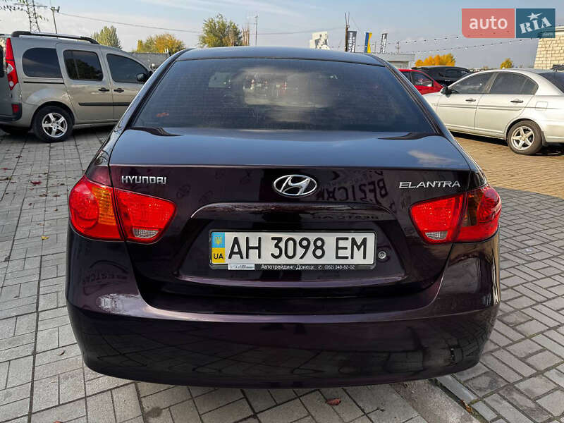 Седан Hyundai Elantra 2007 в Дніпрі