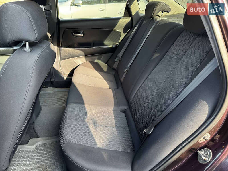 Седан Hyundai Elantra 2007 в Дніпрі