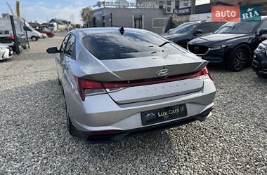 Седан Hyundai Elantra 2020 в 