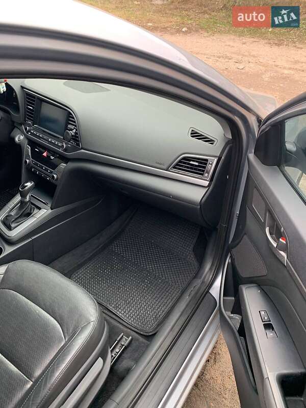 Седан Hyundai Elantra 2016 в Глевахе фото 31 Седан Hyundai Elantra 2016 в Глевахе